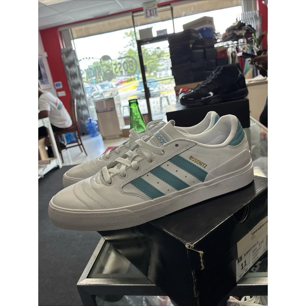 Adidas Busenitz Vulc II Mens US 11 White Preloved Blue Gold HQ2022 Sneakers